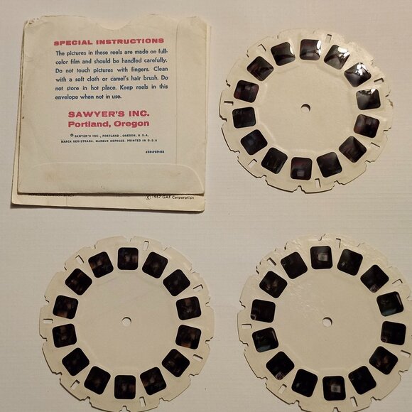 FUN VINTAGE Captain Kangaroo View Master Reels x 3 - Picture 7 of 7